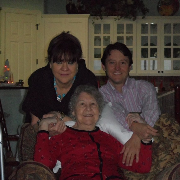 Meet your Posher, Sondra - Picture 1 of 1